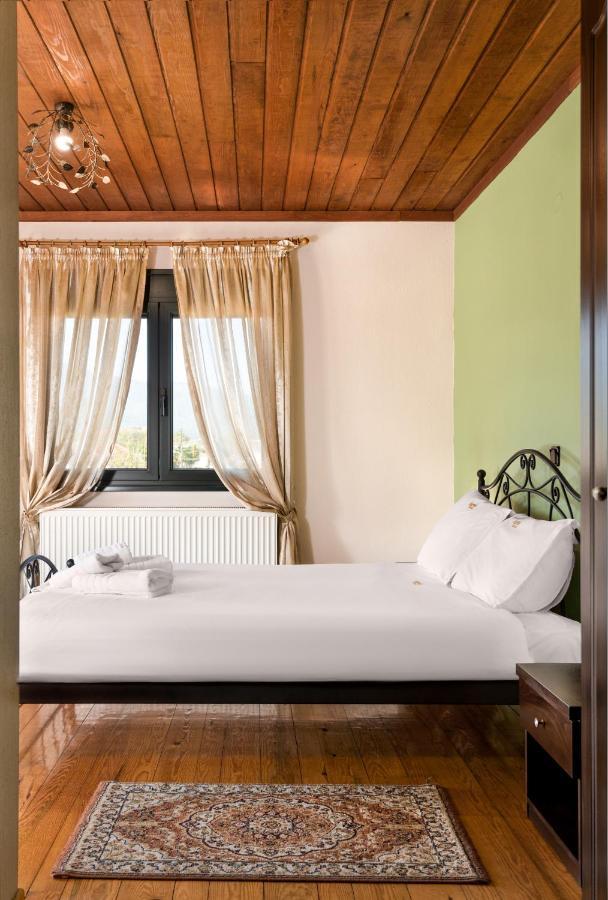 Limnaio Hotel Chrysohorafa Exterior photo