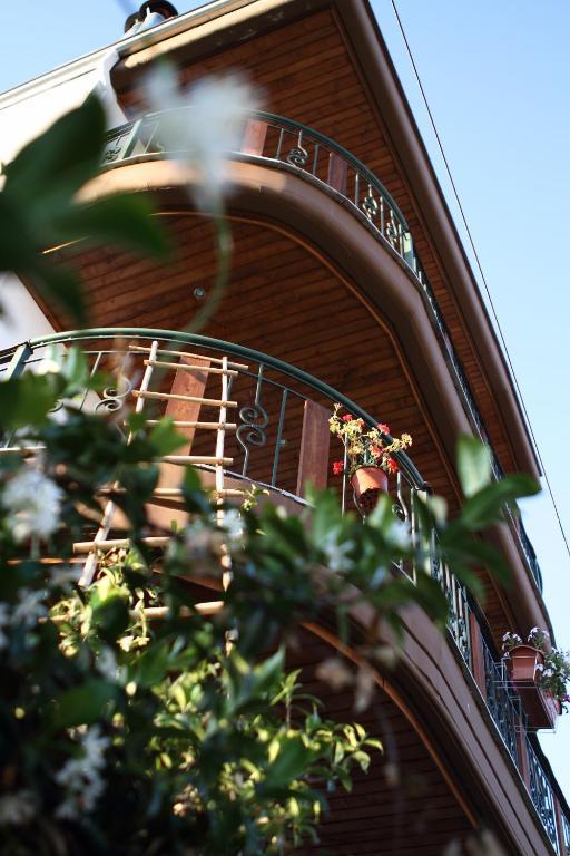 Limnaio Hotel Chrysohorafa Exterior photo